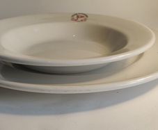 Titanic Queenstown Dinner Plate + Soup/salad Bowl