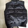 Black gilet Image 3