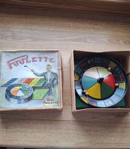 Vintage  POOLETTE 1950's Bakelite Roulette Wheel  Gambling set  Boxed