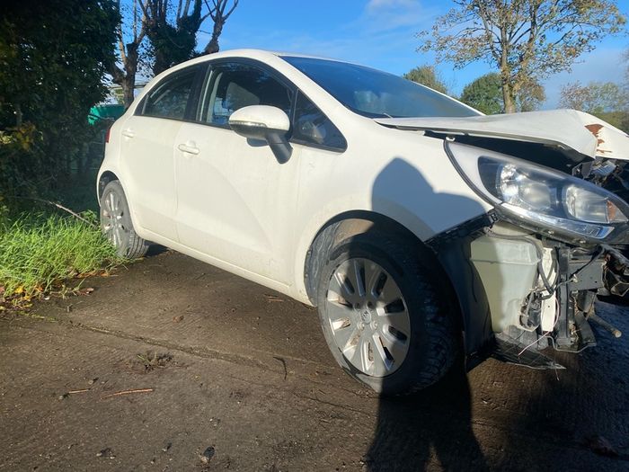 2014 Kia Rio 2 Breaking For Parts