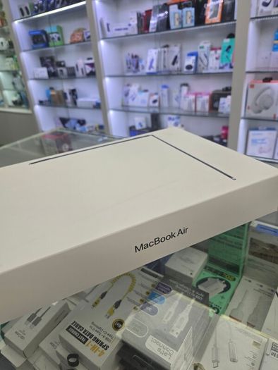 Macbook Air M5  16GB/512GB