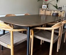 Boconcept dining table