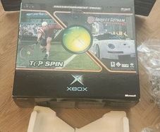 Xbox boxed 2 controllers