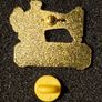 Sewing machine, pin back badge. Image 2