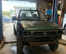 98 Toyota hilux