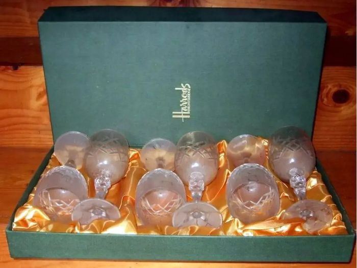 Vintage Harrods Cut Crystal Wine Glasses Set of 6 (Brand New / Unused)