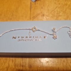 Newbridge Flower Bracelet