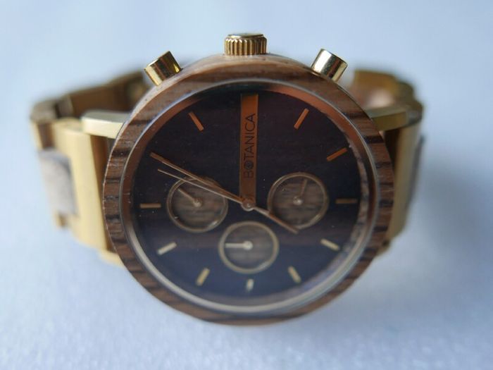 Botanica Hand Made Wooden Quality Watch