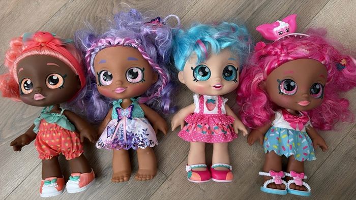 4 Kindi Dolls