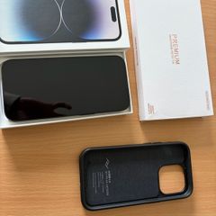 iPhone 14 Pro 256 GB with Peak design case