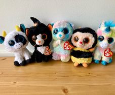 Small beanie bundle