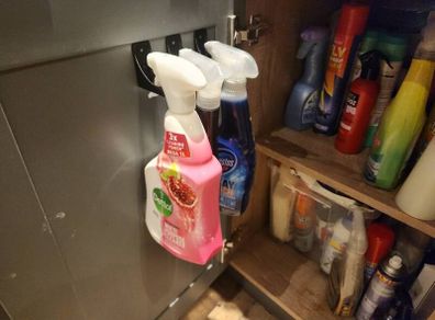 2 x Spray bottle holder kitchen bathroom 3d printed surface cleaner