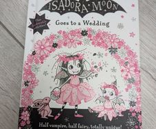 Isadora Moon Goes to a Wedding