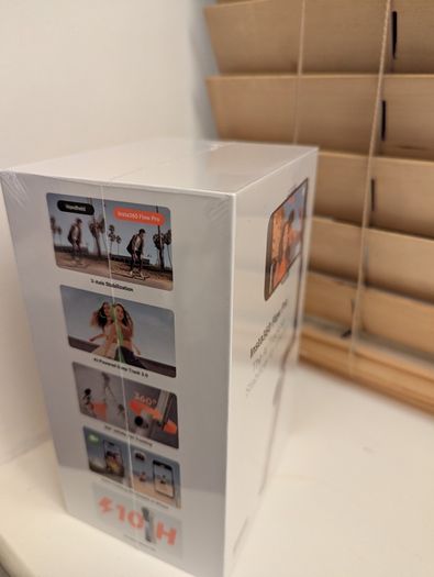 Insta360 Flow Pro_Brand New & Sealed