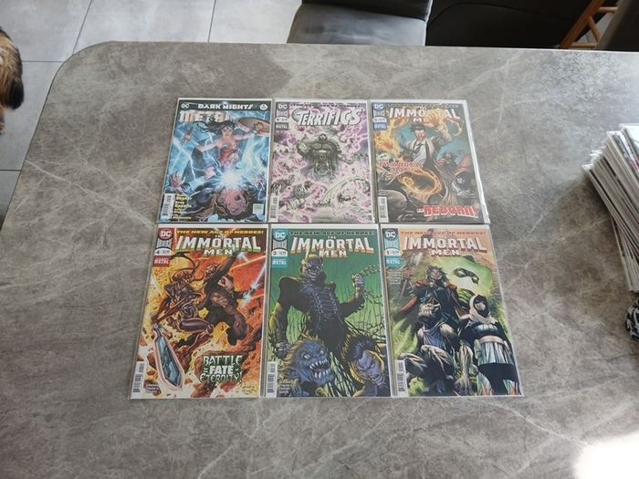 Dark Knights Metal Tie ins joblot of 18 comics freepost