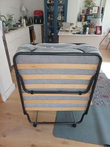 folding bed like new