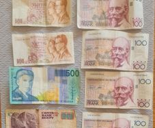 Old Froeign notes offers welcome