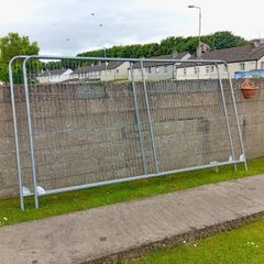 harris fence x 2