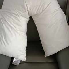 v pillow