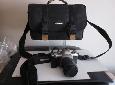Pentax MZ 5n SLR 35mm Film Camera 28 -70 mm Pentax Lens Vintage