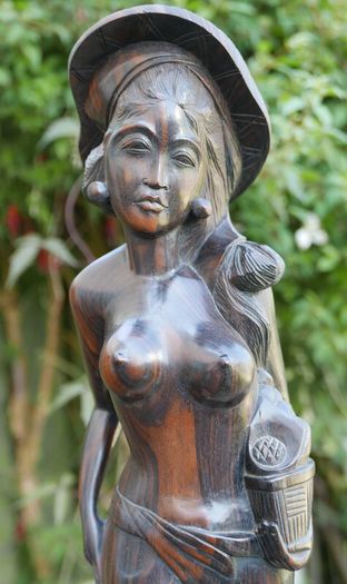 Vintage Sculpture -  Woman Wooden Carving -  Fine Art - Hand Carved Hard Woman Wood Sculpture - height 24,5"