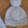 Fred & Flo Knitted All-in- one Bodysuit with matching Bobble Hat Age 0-3 Months Image 3