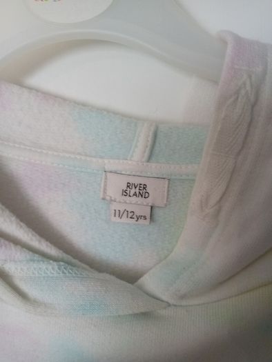 Cropped hoodie from River Island