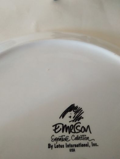 EMERSON Signature Collection 4 Bunny Family plates