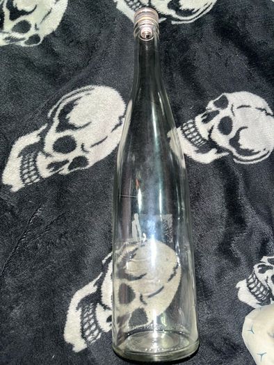glass bottle with glass stopper 700 ml