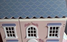 dollhouse