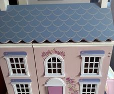 dollhouse