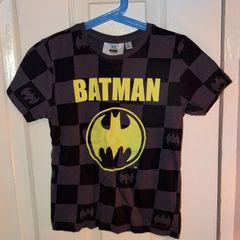 Batman tshirt age 5-6