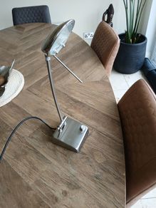 Modern table lamp