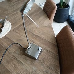 Modern table lamp