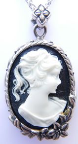 Vintage Sterling Silver 925  Pretty Cameo  Pendant and Necklace length 16,5" - 12,97g