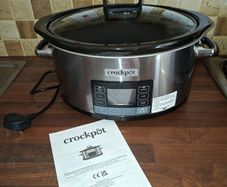 Crock-Pot Time Select Digital Cooker, 5.6L, like NEW(only used once)