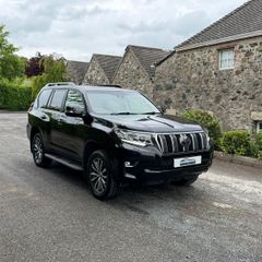 Toyota Landcrusier Invincible 7 Seats