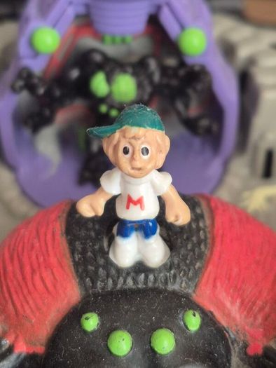Mighty Max Arachnoid Playset + shrunken head