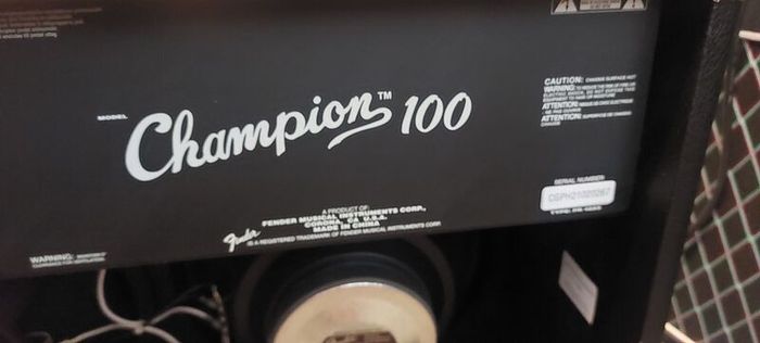 Fender Champion 100 amp