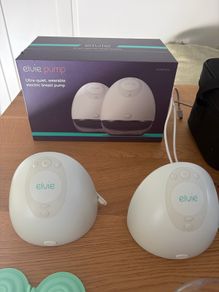 Elvie double breast pump