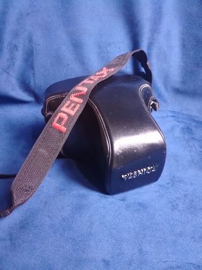 Vintage Pentax P30 35mm Film SLR Camera with 35-70mm Zoom Lens
