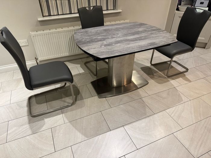 Kitchen Table