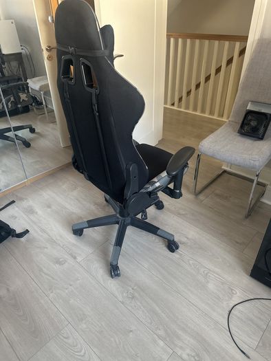 gaming chair