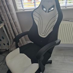 Gaming chair