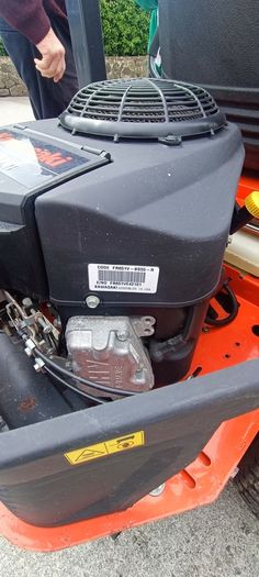 Kubota Z112r Lawnmower