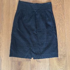 Hoss Intropia black embroidered pencil skirt size 8
