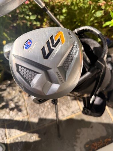 63 golf right hand set and bag