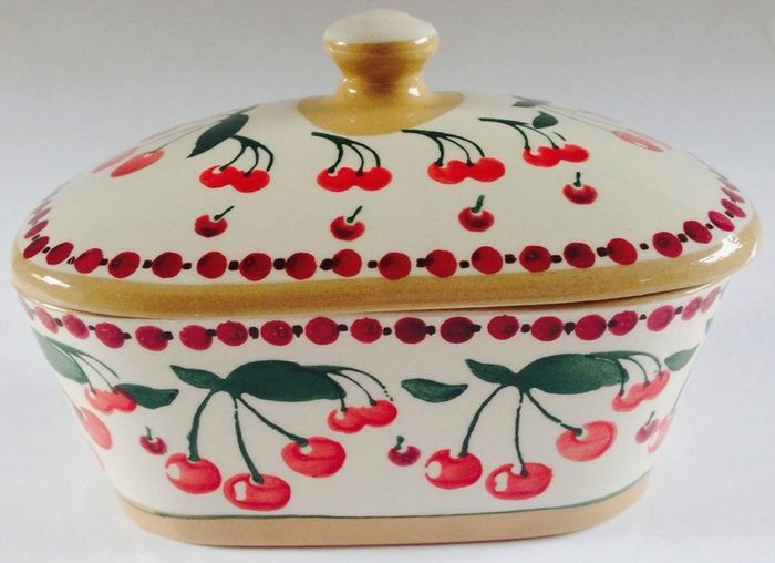 WANTED. Nicholas Mosse Cherry pieces please to buy or swap .Happy to pay your asking price