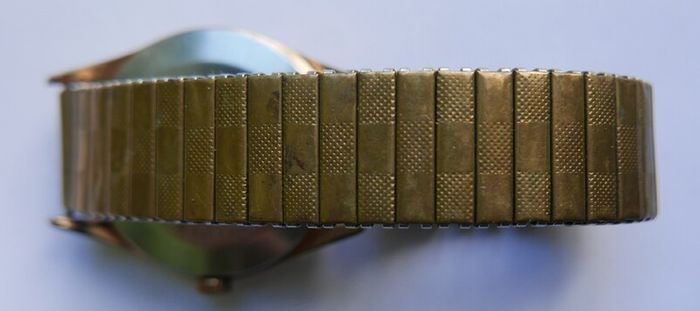 Vintage Men's STAER 17 Jeweles Incabloc Antimagnetic Watch, the watch works well and keeps time