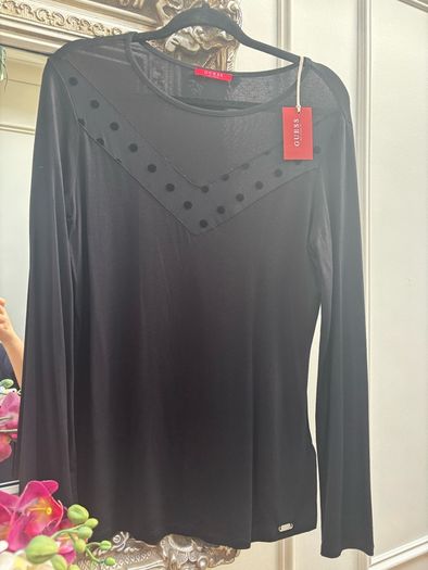 Ladies Guess top